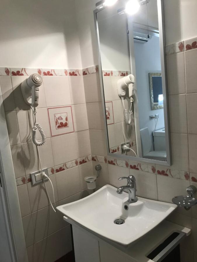 B&B Timpe Bianche Castelluzzo Eksteriør billede